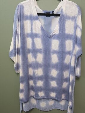 Saks Fifth Avenue Blue and White Tie-Dye V-Neck  Tunic Sz XL